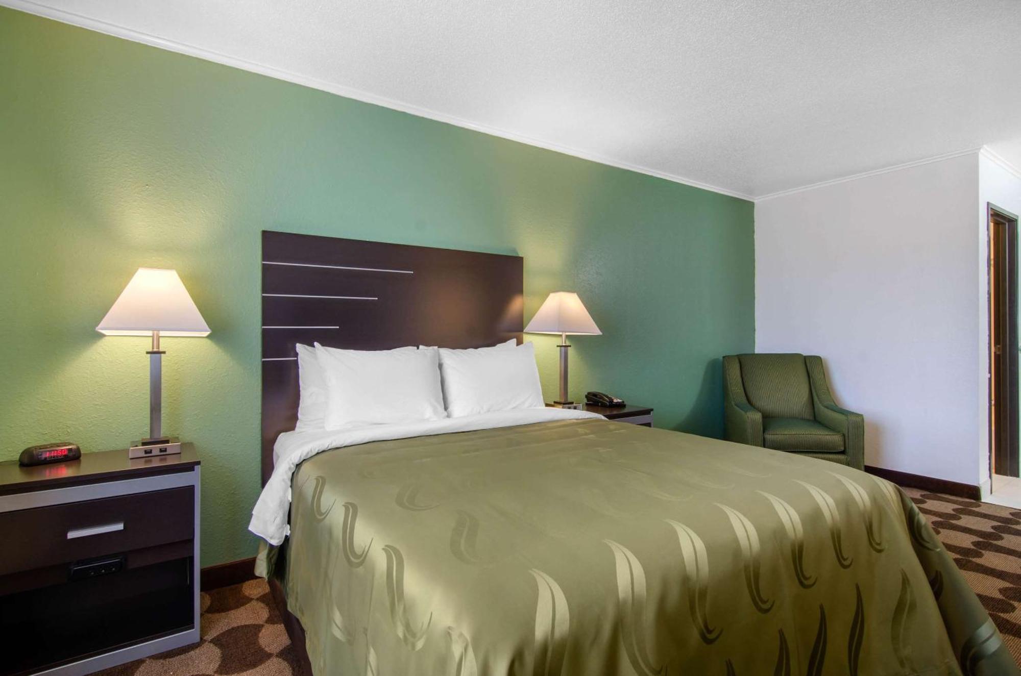 Quality Inn Russell Kültér fotó