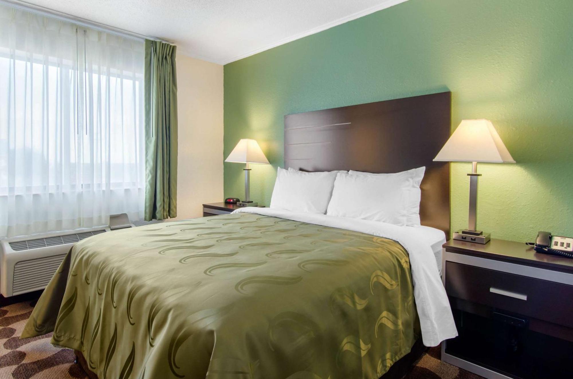 Quality Inn Russell Kültér fotó