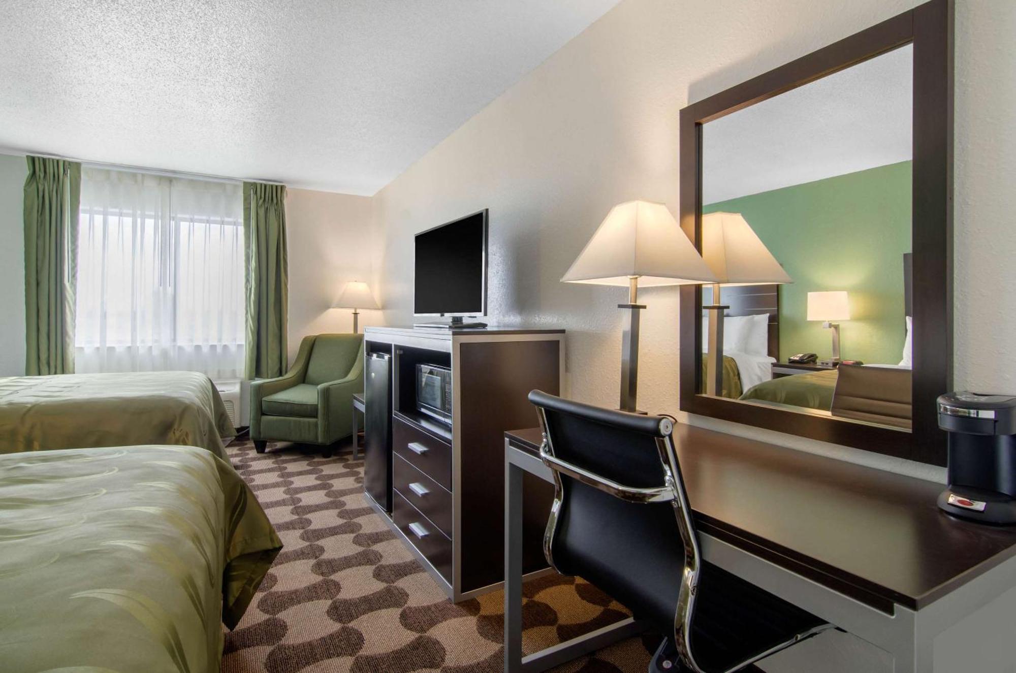 Quality Inn Russell Kültér fotó