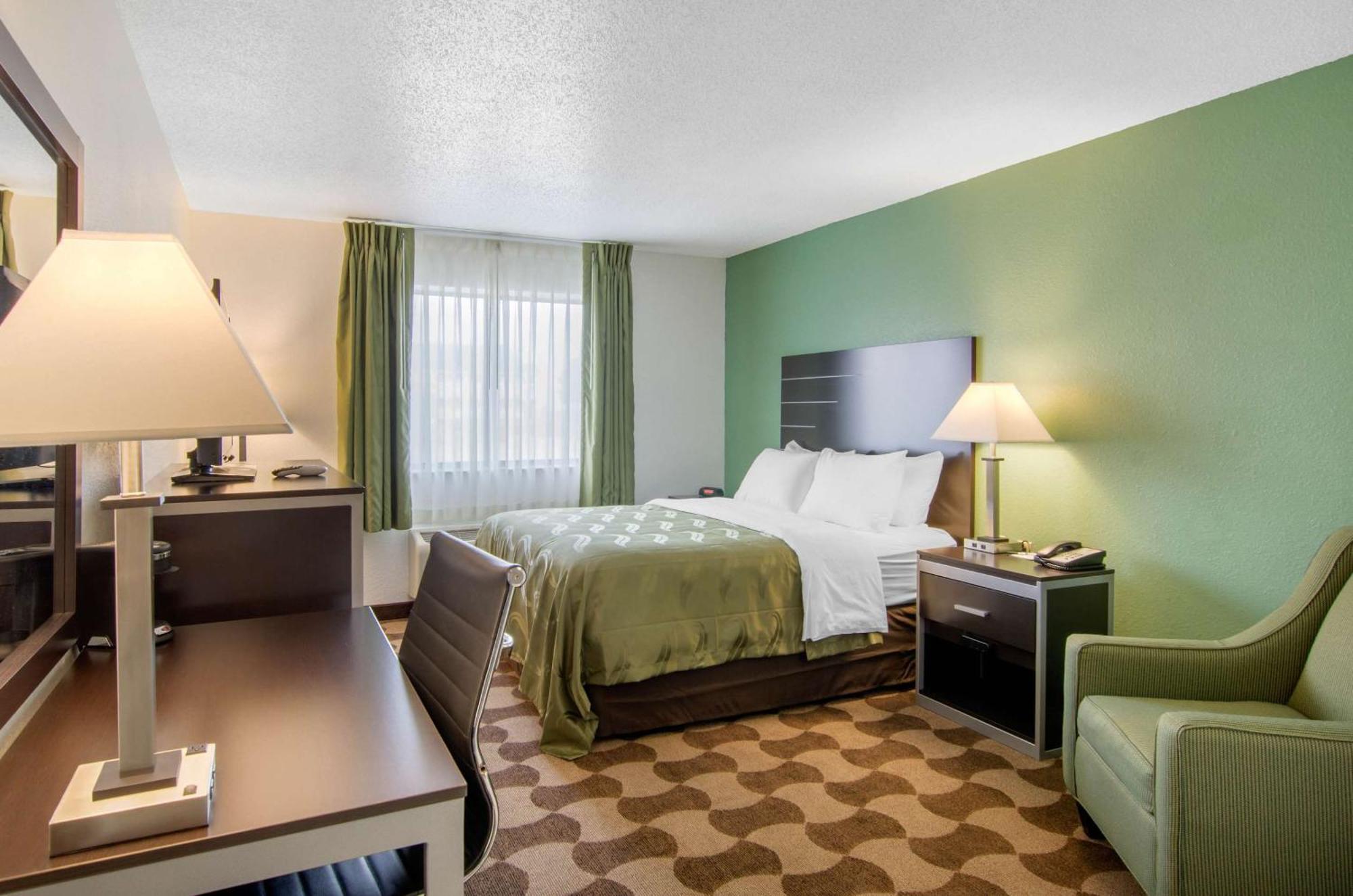 Quality Inn Russell Kültér fotó