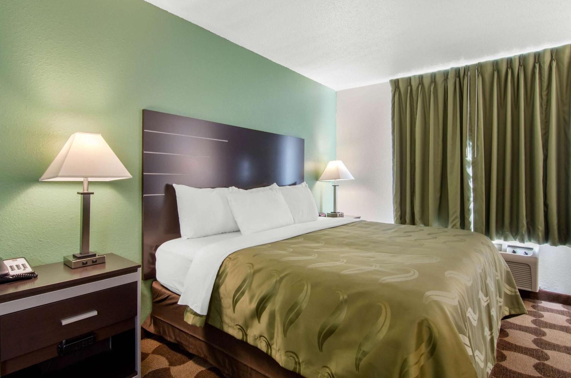 Quality Inn Russell Kültér fotó